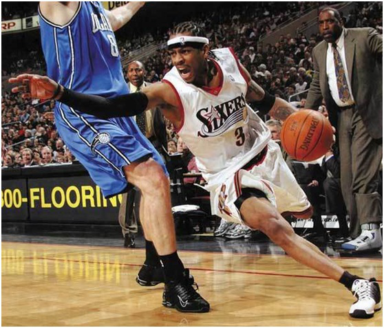 同时留意他 同时留意他